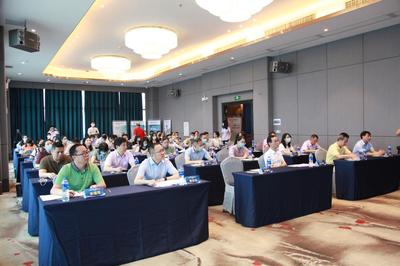 桂林市银企对接暨高新技术企业培训会圆满举行，深化合作促发展